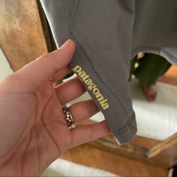 Patagonia Organic Cotton Tank Top (SZ M) - Picture 5 of 5